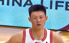 随着深圳力克广厦，季后赛乱了！一场连伤4人，周鹏关键三分致胜